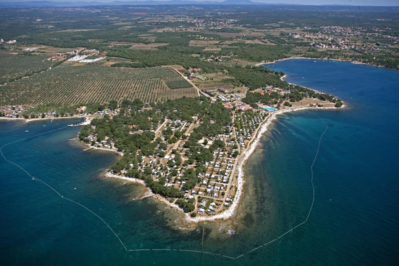 Eurocamp Mobile Homes At Fkk Naturist Campsite Ulika Porec Exterior photo